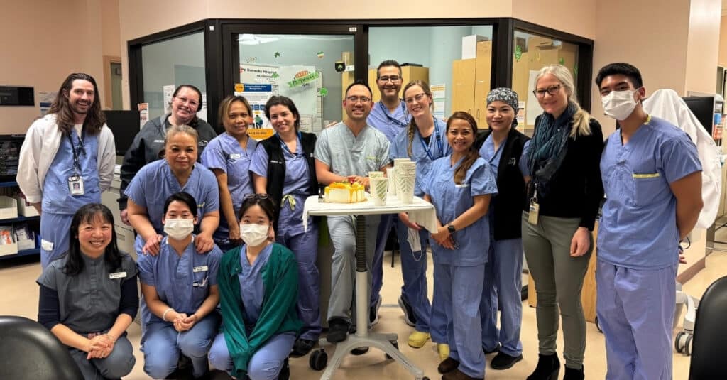 Group picture of health care professionals in the intensive care unit